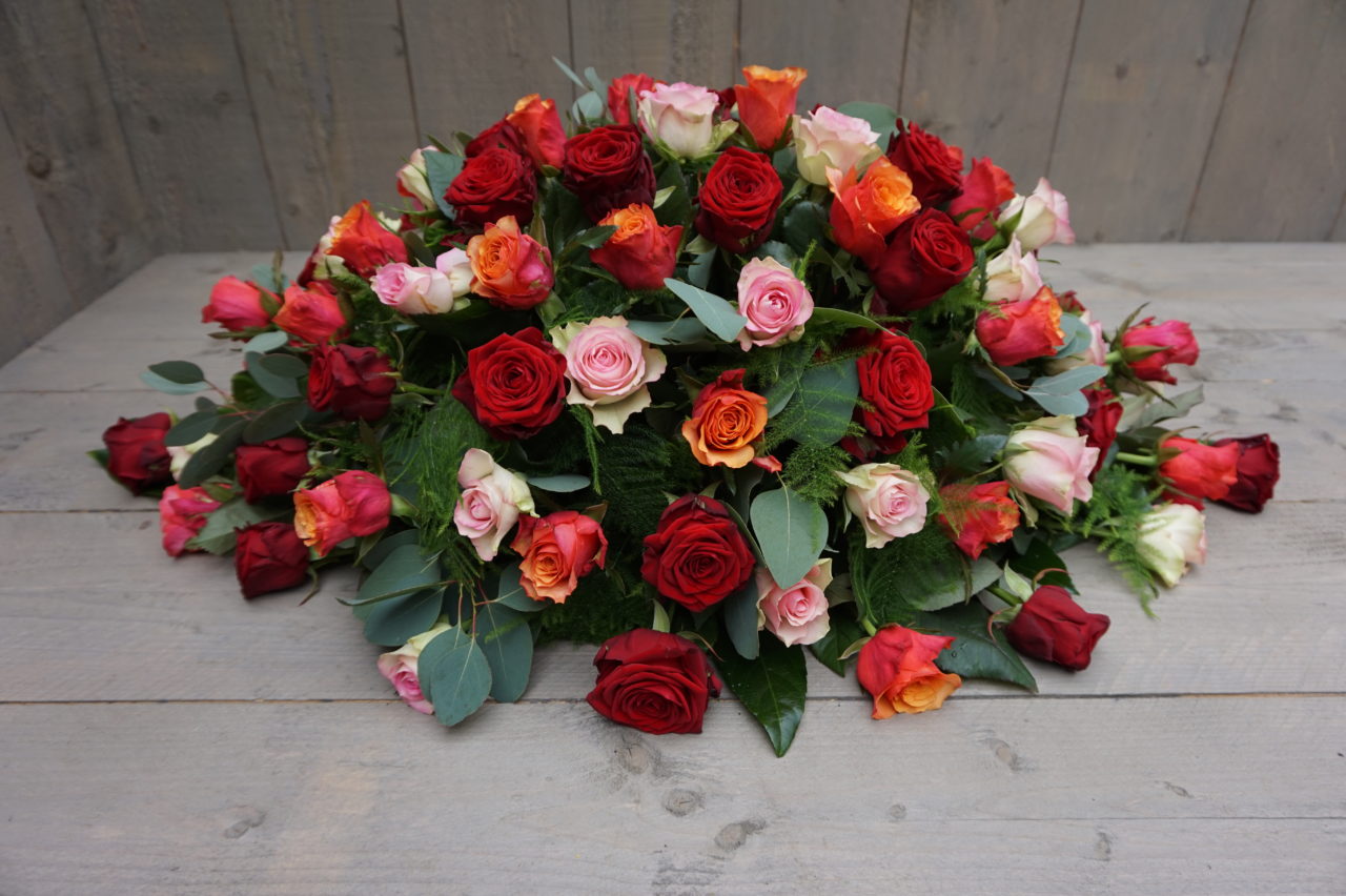 Rouwarrangement rozen | Marcel de Wit